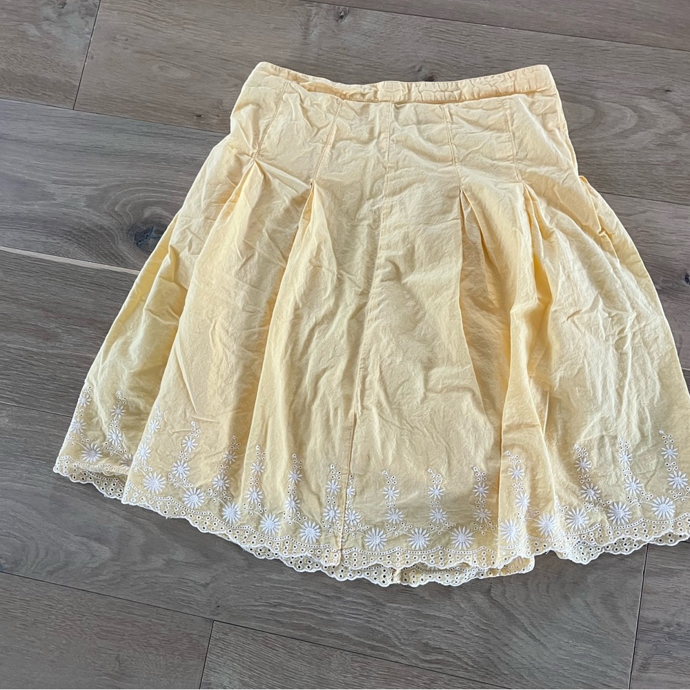 100% Cotton Yellow Floral Pleated Skirt - Picture 6 of 8